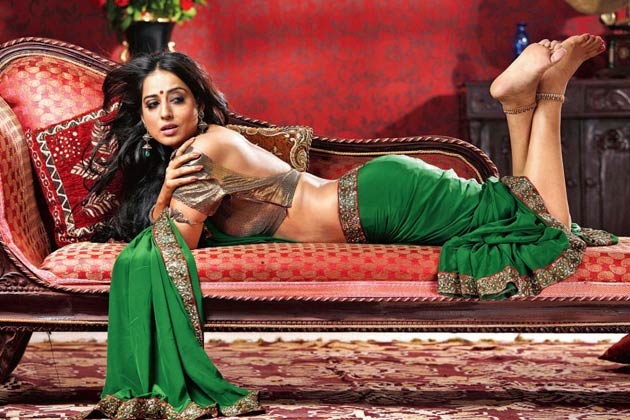 'Bold' Mahie Gill not worried about typecasting 